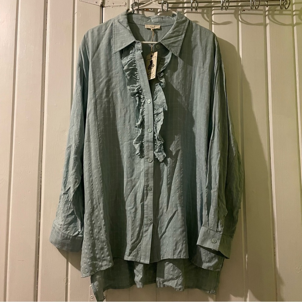 EASEL ruffled tunic blouse with pockets-large NWT